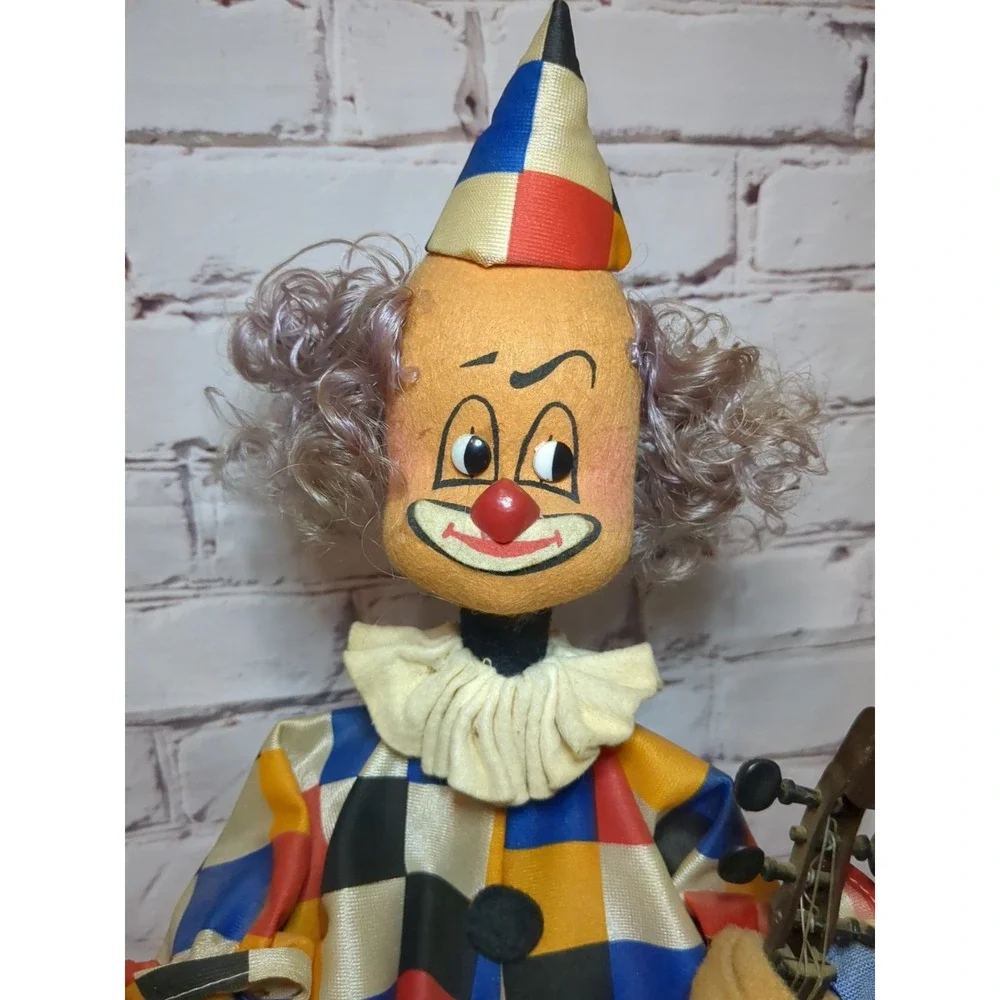 VINTAGE BUB NISTIS Hobo‎ Felt Clown With Violin from Barecelona Spain